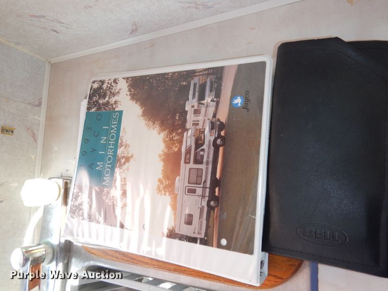 image for item DJ6820 1993 Ford Econoline E350  Jayco Eagle RV