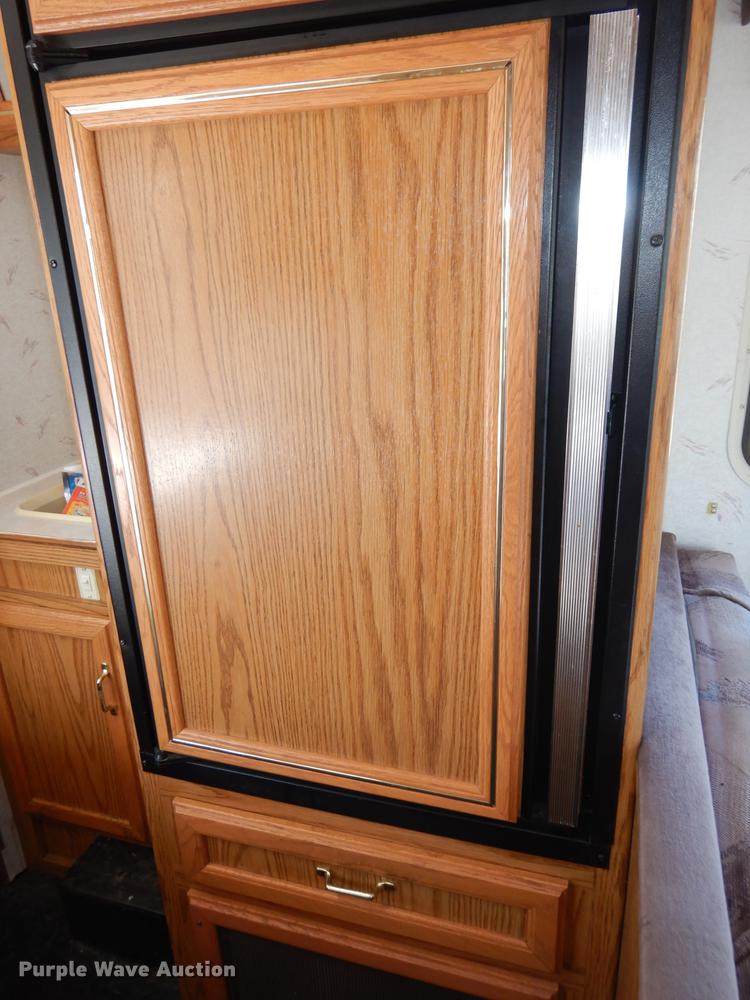 image for item DJ6820 1993 Ford Econoline E350  Jayco Eagle RV