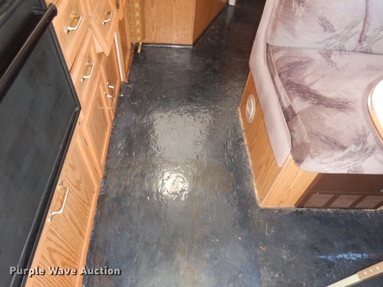 image for item DJ6820 1993 Ford Econoline E350  Jayco Eagle RV