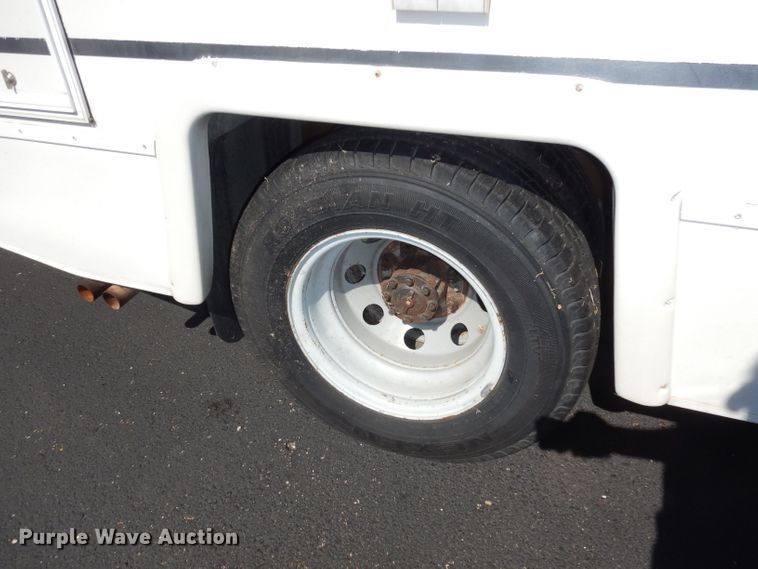 image for item DJ6820 1993 Ford Econoline E350  Jayco Eagle RV