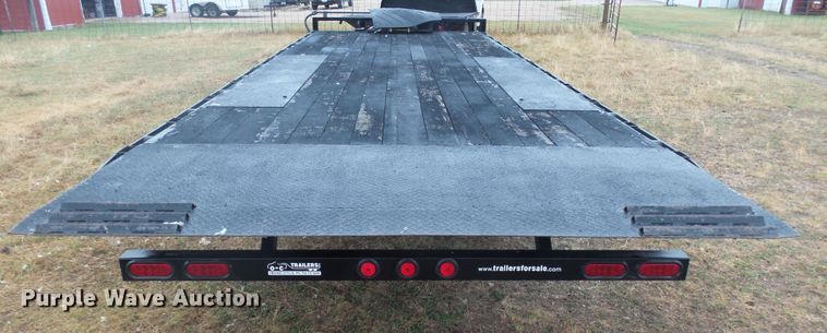 image for item DX9243 2009 PJ Trailer T8222 tilt deck equipment trailer
