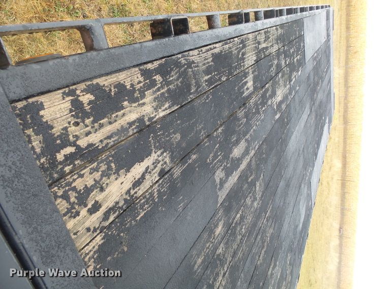 image for item DX9243 2009 PJ Trailer T8222 tilt deck equipment trailer