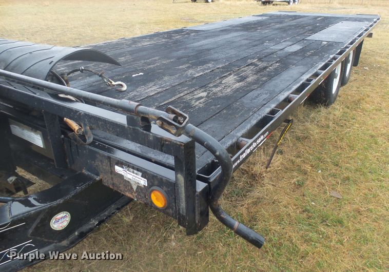 image for item DX9243 2009 PJ Trailer T8222 tilt deck equipment trailer