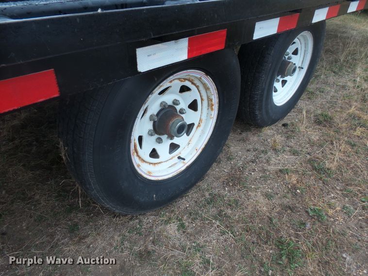 image for item DX9243 2009 PJ Trailer T8222 tilt deck equipment trailer