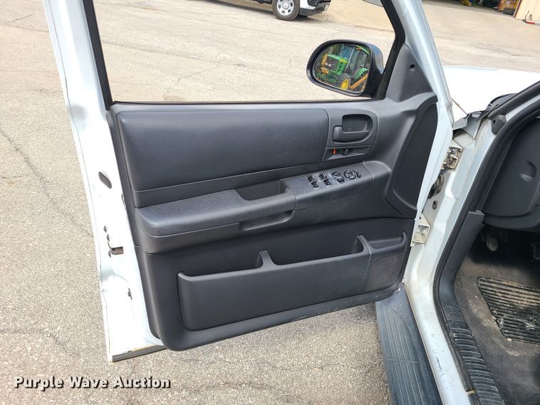 image for item DY9932 2003 Dodge Durango  SUV