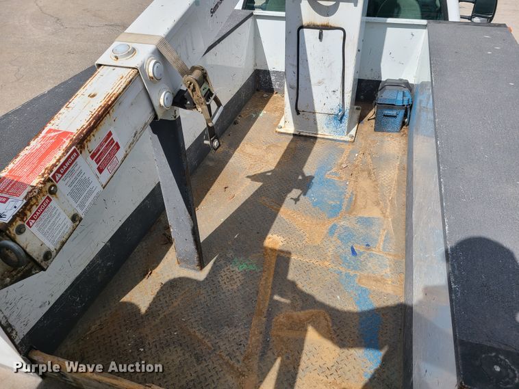 image for item DY9933 2006 Ford F450 Super Duty  bucket truck