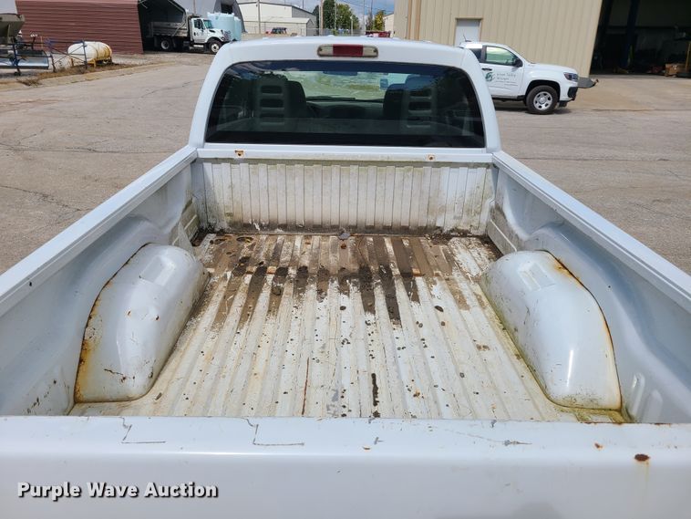 image for item DY9934 2005 Dodge Dakota  Club Cab pickup truck