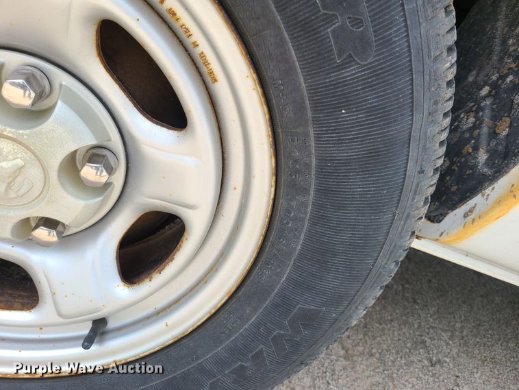 image for item DY9934 2005 Dodge Dakota  Club Cab pickup truck