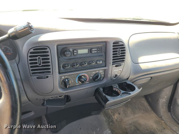 image for item DY9957 1999 Ford F150  pickup truck