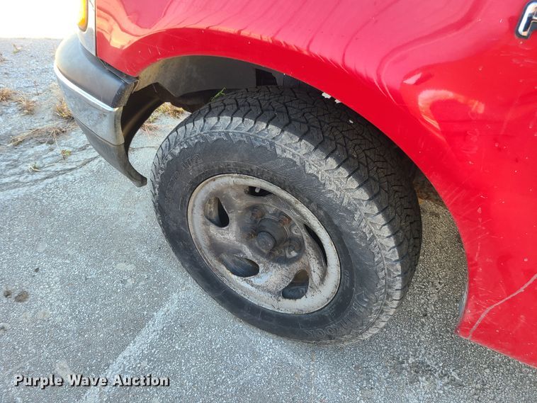 image for item DY9957 1999 Ford F150  pickup truck