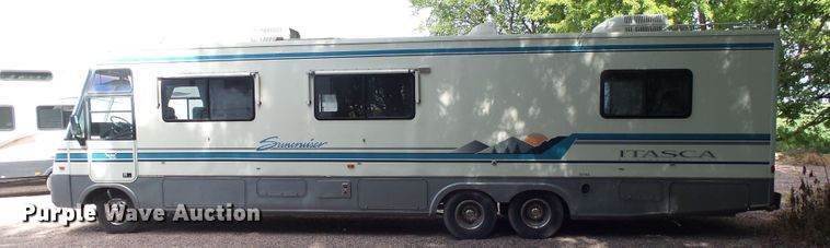 image for item EF9647 1994 Itasca M-37RW  RV