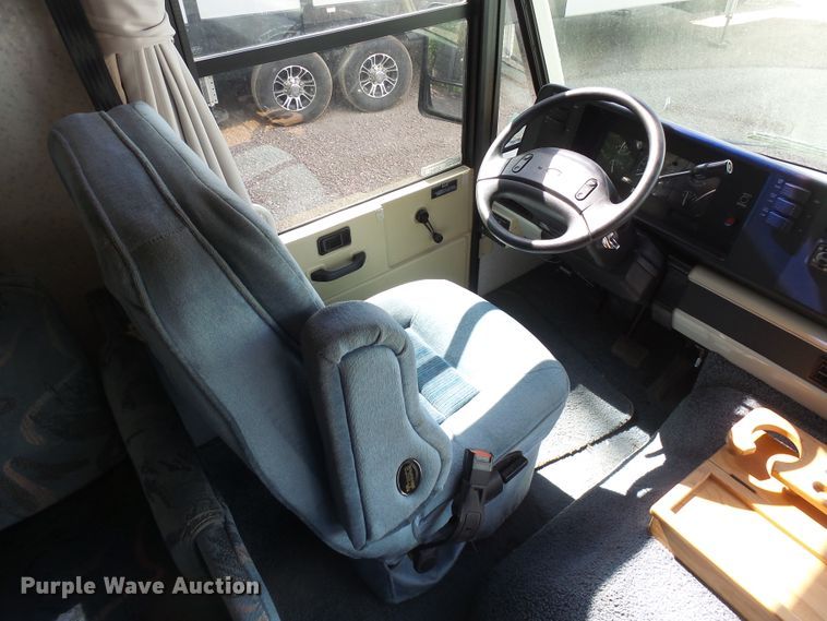 image for item EF9647 1994 Itasca M-37RW  RV