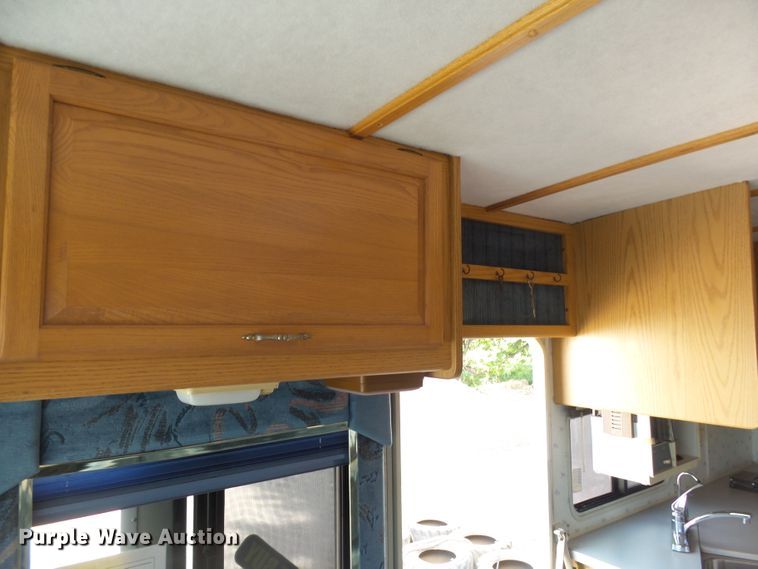 image for item EF9647 1994 Itasca M-37RW  RV