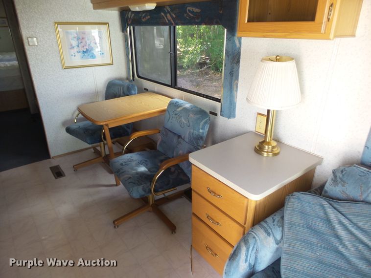 image for item EF9647 1994 Itasca M-37RW  RV