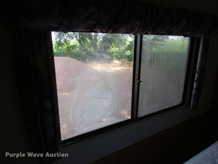 image for item EF9647 1994 Itasca M-37RW  RV