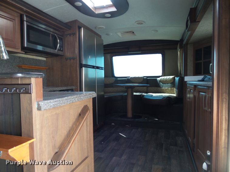 image for item EF9648 2016 Keystone Montana 3820FK  camper