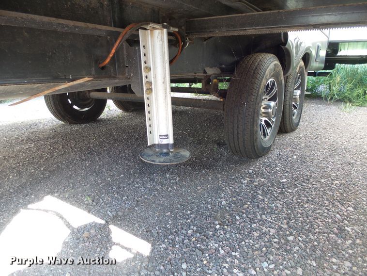 image for item EF9648 2016 Keystone Montana 3820FK  camper