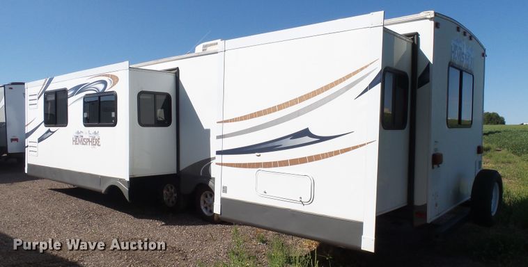 image for item EF9649 2012 Salem Hemisphere Lite  camper