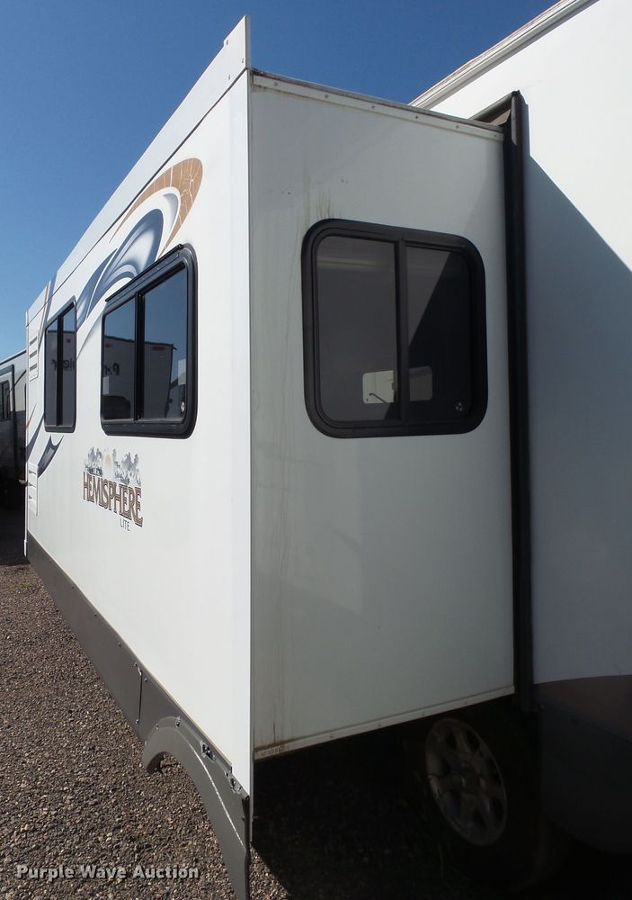 image for item EF9649 2012 Salem Hemisphere Lite  camper