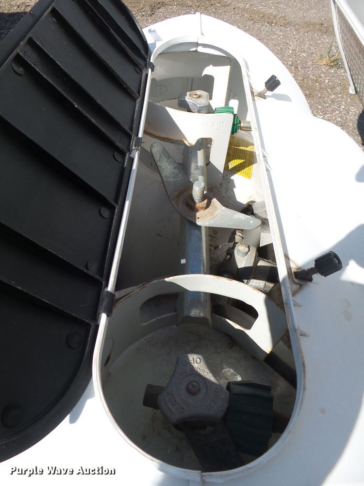 image for item EF9649 2012 Salem Hemisphere Lite  camper