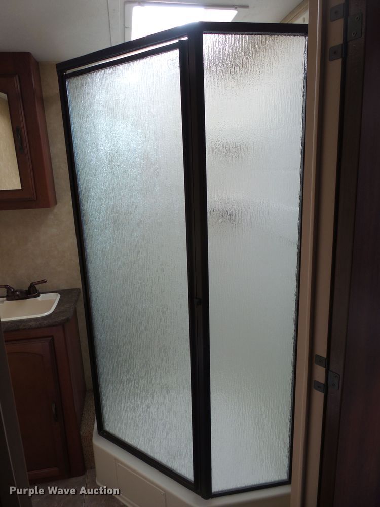 image for item EF9649 2012 Salem Hemisphere Lite  camper