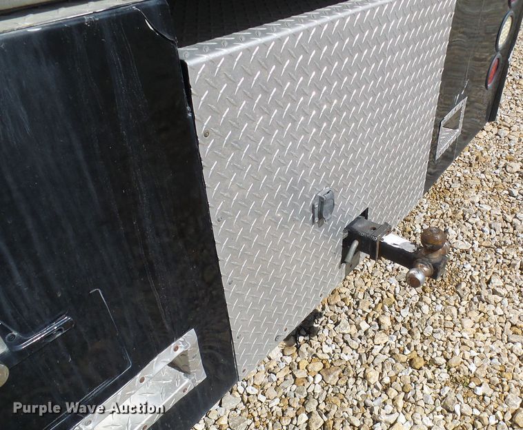 image for item EP9927 2000 Freightliner FL112  RV