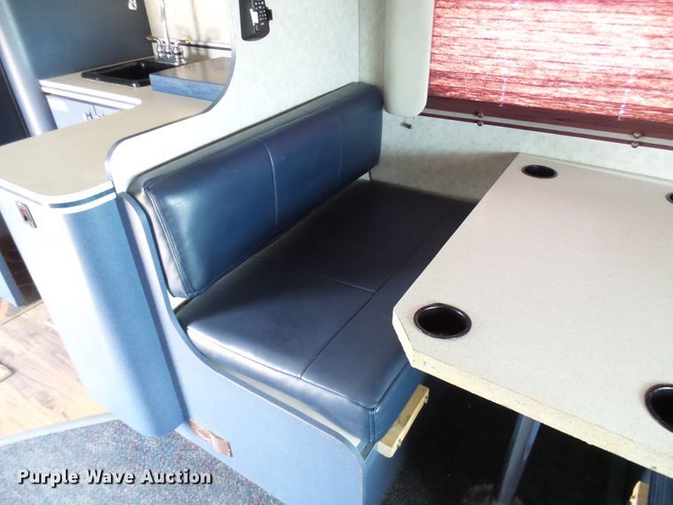 image for item EP9927 2000 Freightliner FL112  RV