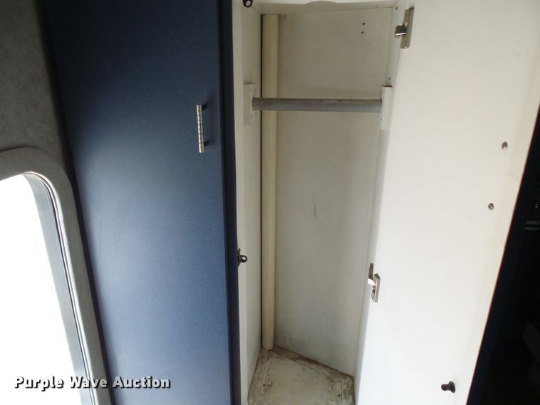 image for item EP9927 2000 Freightliner FL112  RV