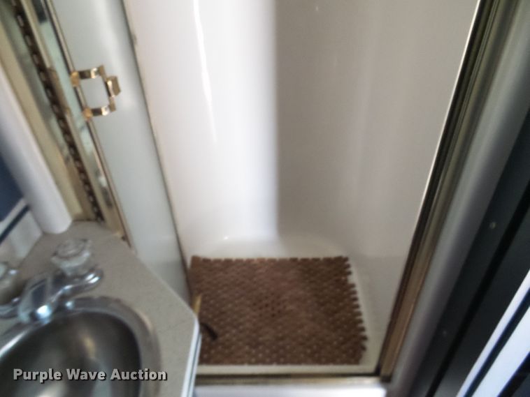 image for item EP9927 2000 Freightliner FL112  RV