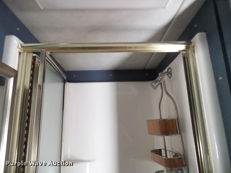 image for item EP9927 2000 Freightliner FL112  RV