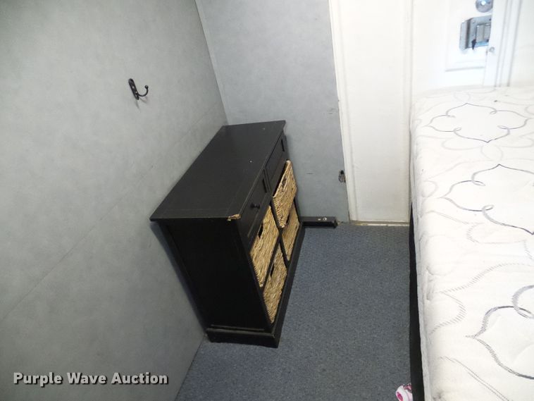 image for item EP9927 2000 Freightliner FL112  RV