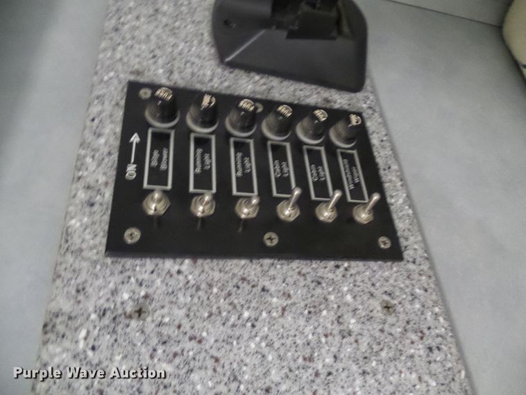 image for item EP9927 2000 Freightliner FL112  RV