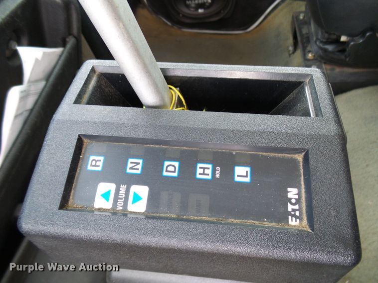 image for item EP9927 2000 Freightliner FL112  RV