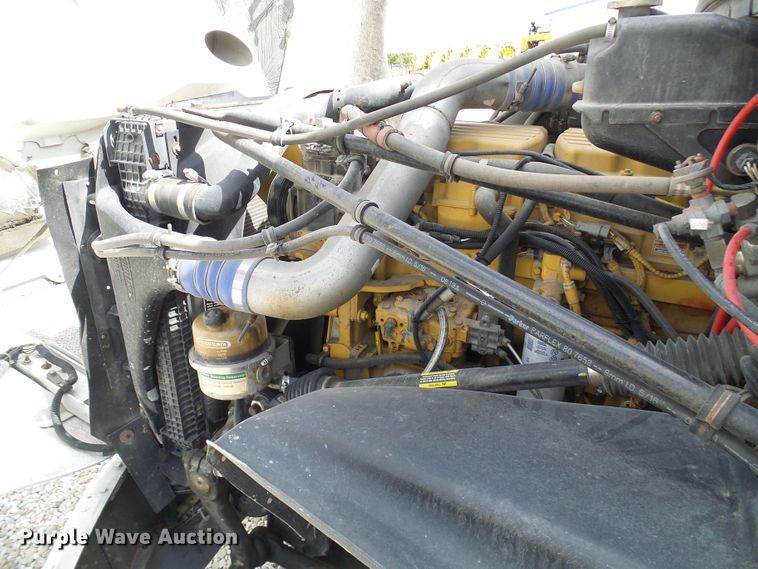 image for item EP9927 2000 Freightliner FL112  RV