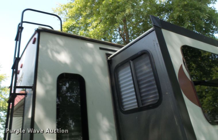 image for item EP9930 2015 KZRV Spree LX Superlite 320BS  camper