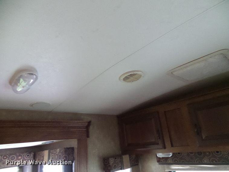 image for item EP9930 2015 KZRV Spree LX Superlite 320BS  camper