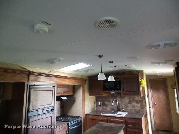 image for item EP9930 2015 KZRV Spree LX Superlite 320BS  camper