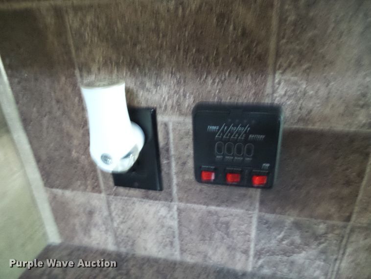 image for item EP9930 2015 KZRV Spree LX Superlite 320BS  camper