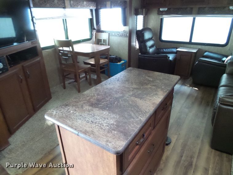 image for item EP9930 2015 KZRV Spree LX Superlite 320BS  camper