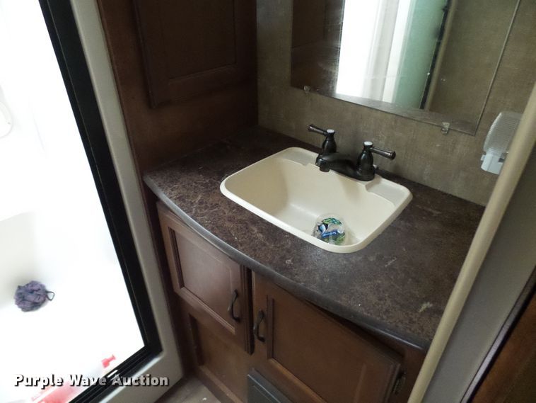 image for item EP9930 2015 KZRV Spree LX Superlite 320BS  camper