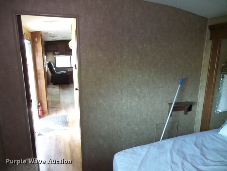 image for item EP9930 2015 KZRV Spree LX Superlite 320BS  camper