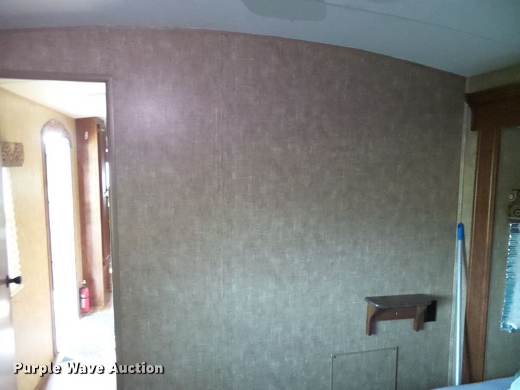 image for item EP9930 2015 KZRV Spree LX Superlite 320BS  camper