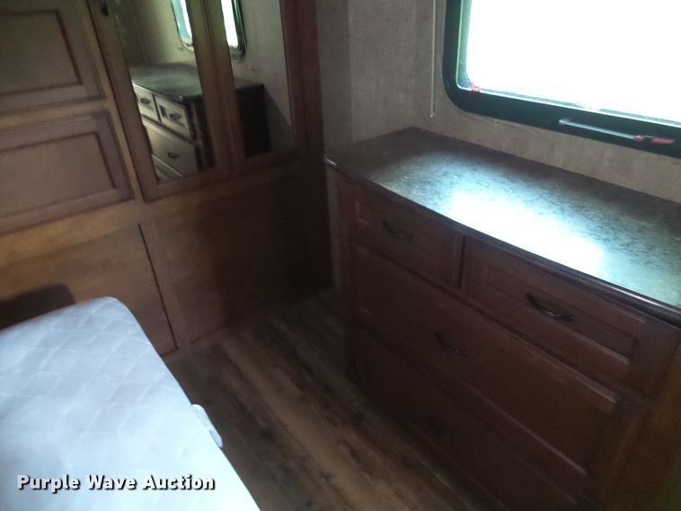 image for item EP9930 2015 KZRV Spree LX Superlite 320BS  camper