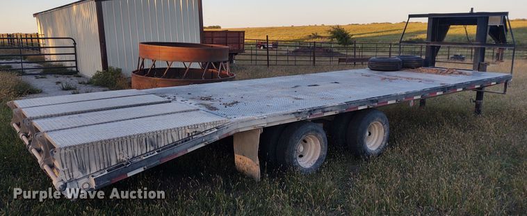 image for item EQ9449 2007 Derby Trailer Technologies equipment trailer