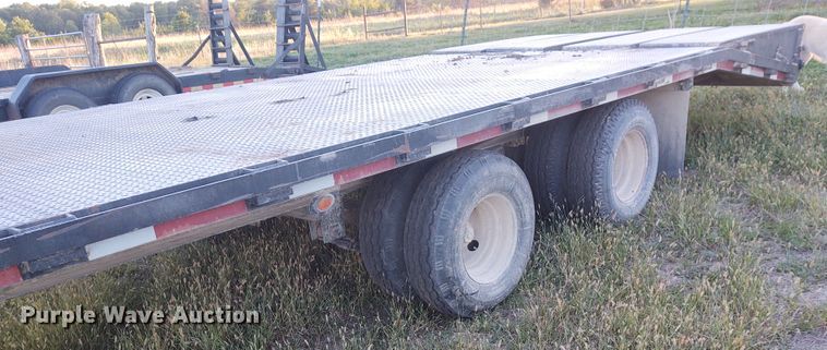image for item EQ9449 2007 Derby Trailer Technologies equipment trailer