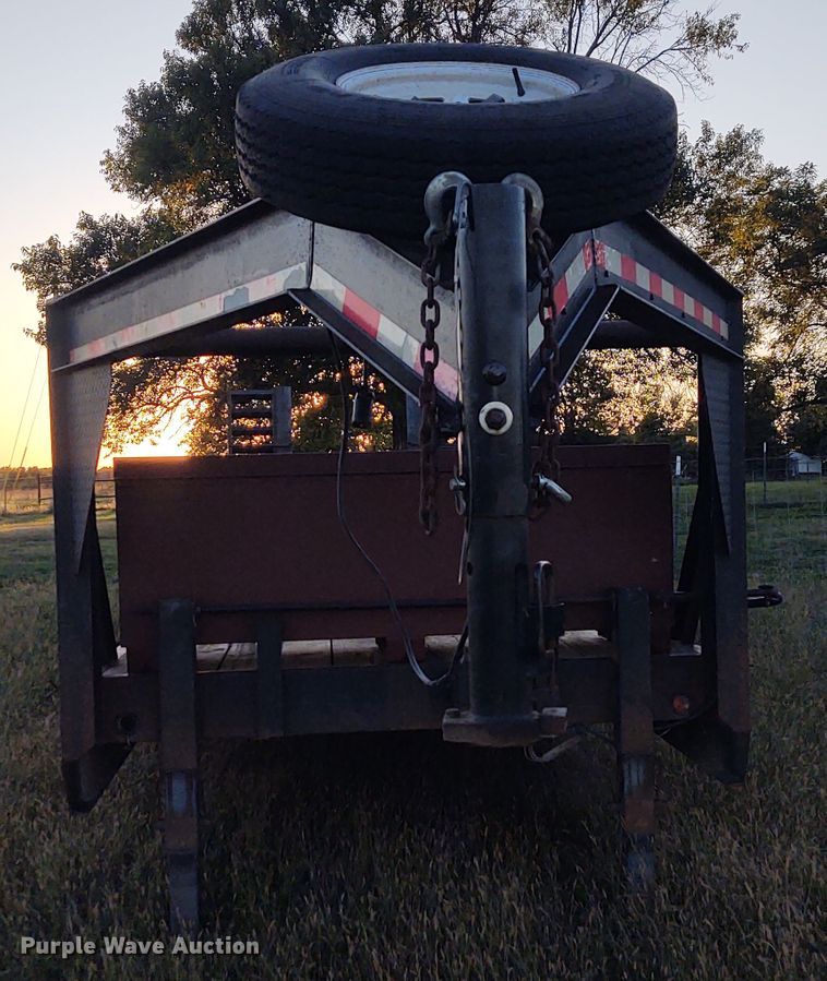 image for item EQ9450 2010 Load Trail equipment trailer