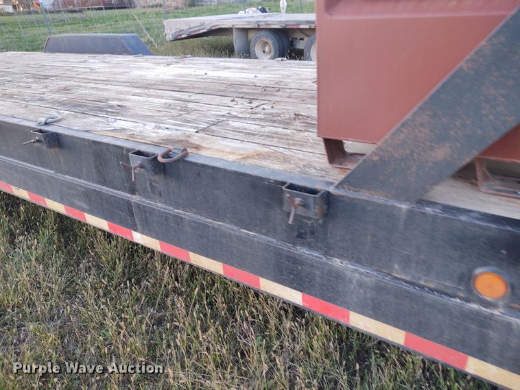 image for item EQ9450 2010 Load Trail equipment trailer