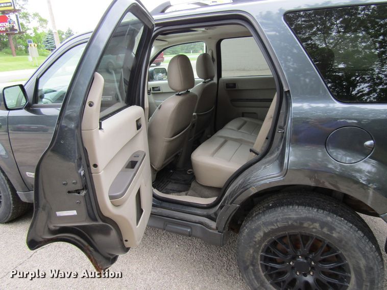 image for item FD9464 2008 Ford Escape Hybrid  SUV