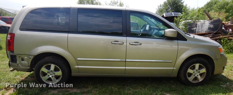 image for item FN9346 2008 Dodge Caravan SXT  van
