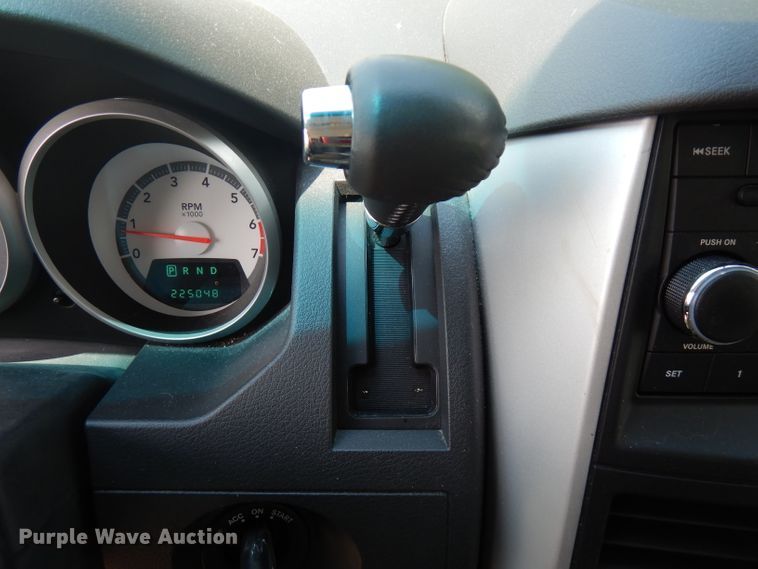 image for item FN9346 2008 Dodge Caravan SXT  van